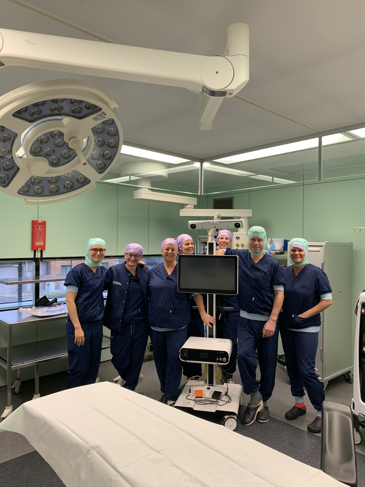 Eerste robotgestuurde knieoperaties in Foreest Kliniek succesvol uitgevoerd